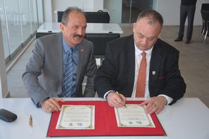 Testvérvárosi együttmûködésről szóló szándéknyilatkozatot írt alá a közelmúltban a törökországi...