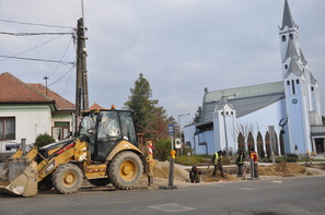 A Széchenyi utcai ivóvíz vezeték rekonstrukciója miatt nyomáscsökkenés és vízhiány várható. 